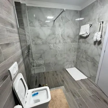 Puerto Del Sol Sea View Apartments Vlore Exterior photo